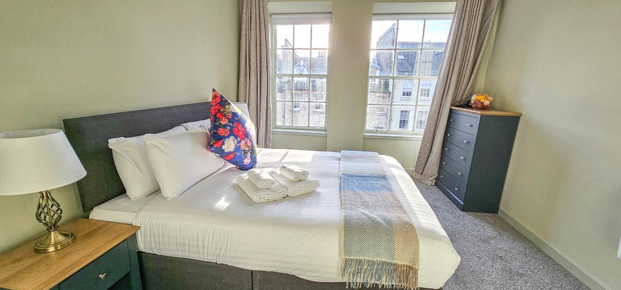 Royal Mile - Bright 2 Bedroom Apartment إدنبرة المظهر الخارجي الصورة