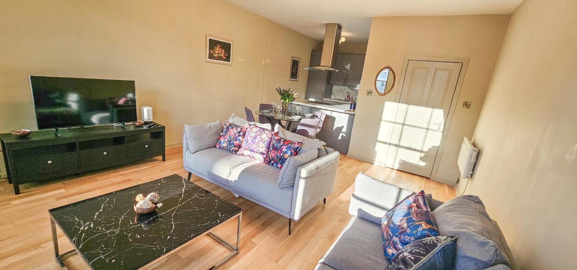 Royal Mile - Bright 2 Bedroom Apartment إدنبرة المظهر الخارجي الصورة